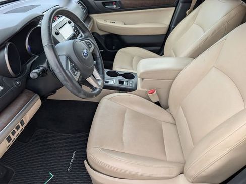 Used 2015 Subaru Outback 2.5i Limited AWD/4WD image 16