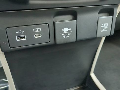 Used 2026 Honda Odyssey Elite image 26
