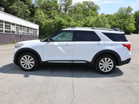 Used 2021 Ford Explorer Limited w/ Equipment Group 301A AWD/4WD image 4