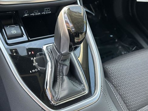 Used 2025 Subaru Outback Premium image 17