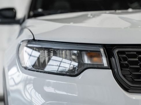 New 2026 Jeep Compass Limited image 12