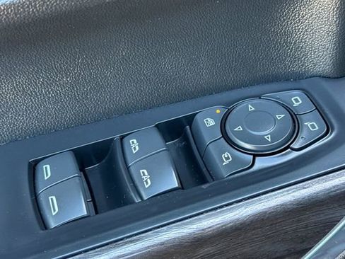 Used 2021 Chevrolet Silverado 1500 LTZ w/ LTZ Convenience Package II image 12