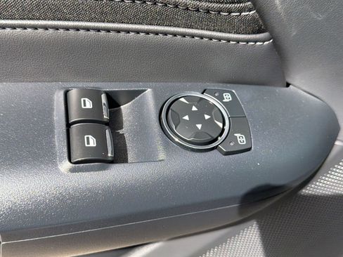 Used 2025 Ford Mustang Coupe RWD image 15