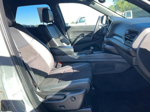 Used 2022 Dodge Durango GT image 25