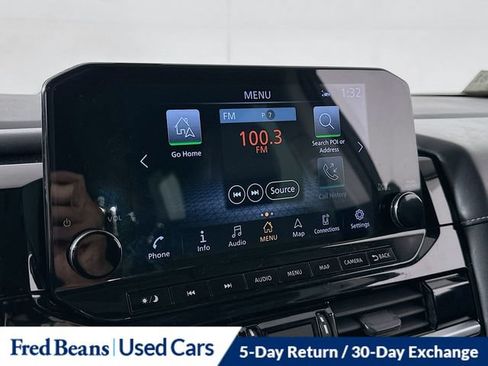 Used 2023 Nissan Pathfinder SL AWD/4WD image 15