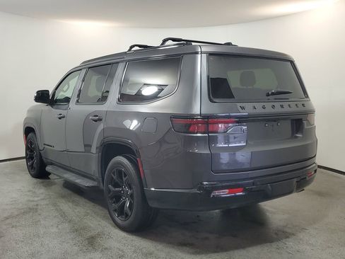 Used 2024 Jeep Wagoneer Series II image 5