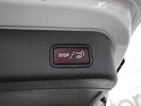 Used 2019 Mercedes-Benz GLE 400 4MATIC image 7