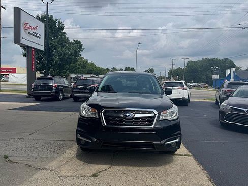 Used 2018 Subaru Forester 2.5i Premium AWD/4WD image 3