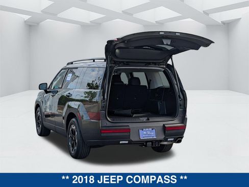 Used 2018 Jeep Compass Trailhawk w/ Leather Interior Group image 13