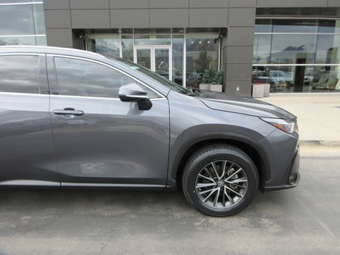 Used 2023 Lexus NX 250 FWD w/ Premium Package image 12