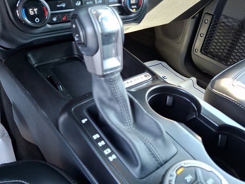 Used 2025 Ford Bronco Outer Banks AWD/4WD image 15