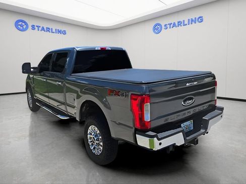 Used 2018 Ford F250 XLT w/ XLT Premium Package AWD/4WD image 3