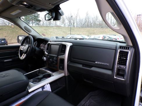 Used 2017 RAM 1500 Laramie w/ Convenience Group image 17