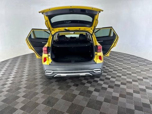 Certified 2022 Kia Seltos SX AWD/4WD image 17