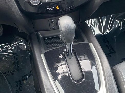Used 2015 Nissan Rogue SL AWD/4WD image 15