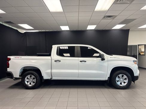 Used 2023 Chevrolet Silverado 1500 W/T w/ WT Value Package AWD/4WD image 2