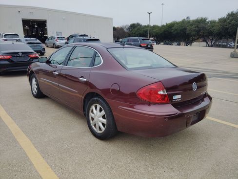 Used 2006 Buick LaCrosse CXL w/ Driver Confidence Package image 3