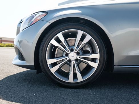 Used 2015 Mercedes-Benz C 300 Sedan image 14