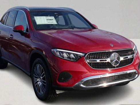 Used 2026 Mercedes-Benz GLC 300 4MATIC image 3
