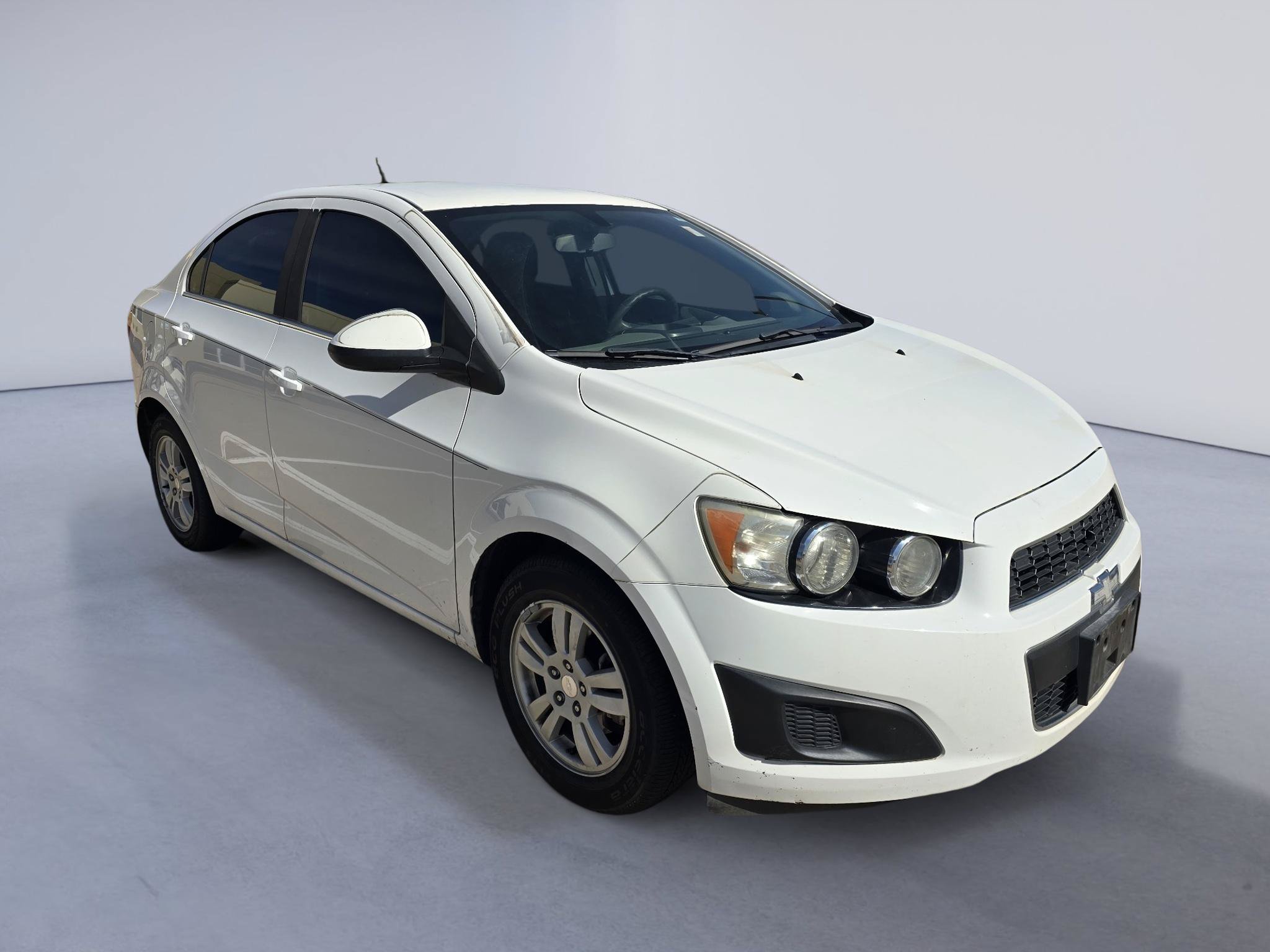Used 2014 Chevrolet Sonic LT FWD image 8