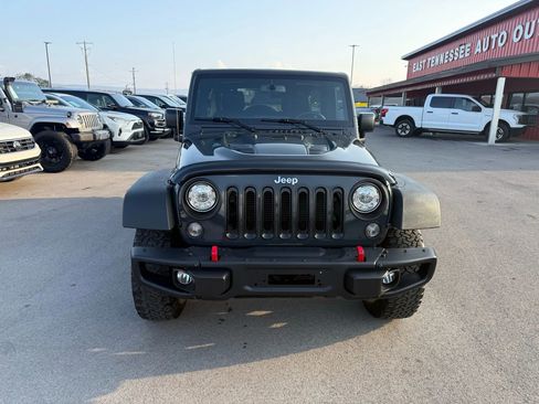Used 2017 Jeep Wrangler Unlimited Rubicon AWD/4WD image 6
