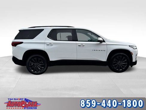 Used 2023 Chevrolet Traverse RS AWD/4WD image 10