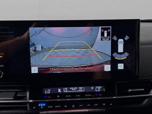 New 2026 Toyota Sienna Limited FWD image 25