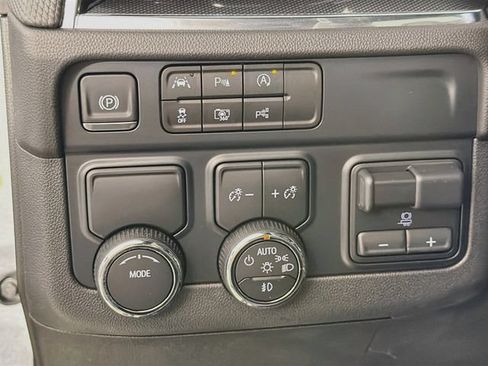 Used 2025 Chevrolet Tahoe RST w/ Comfort Package RWD image 12
