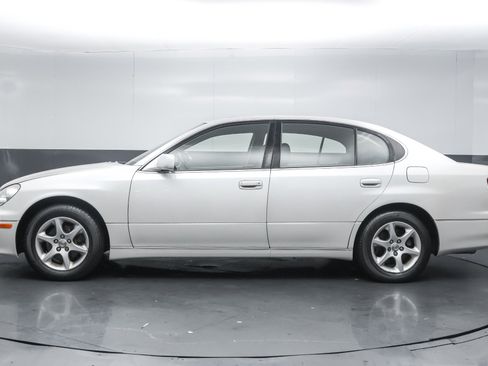 Used 2003 Lexus GS 300 w/ Leather Trim Pkg RWD image 2