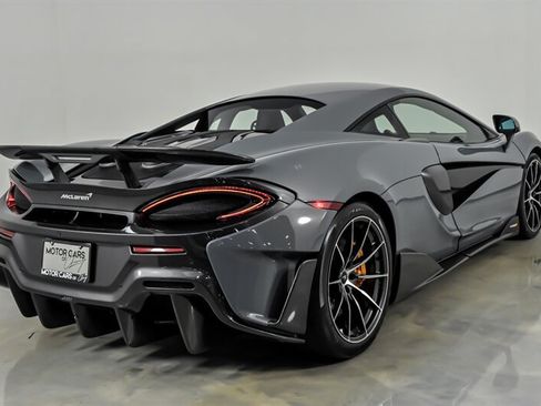 Used 2019 McLaren 600LT RWD image 10