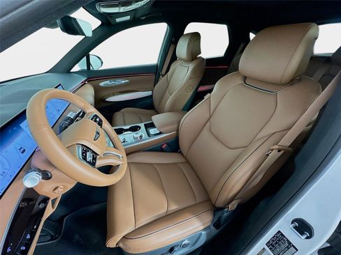 New 2026 Genesis GV70 2.5T Advanced AWD/4WD image 11