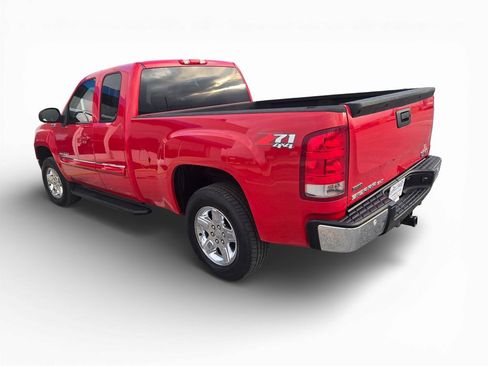 Used 2012 GMC Sierra 1500 SLT w/ All-Terrain Package image 3