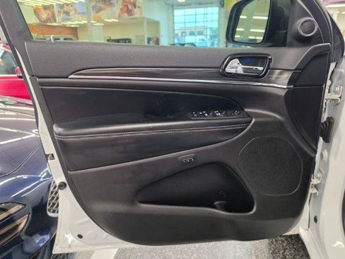 Used 2021 Jeep Grand Cherokee Limited w/ Quick Order Package 28K 80th AWD/4WD image 36