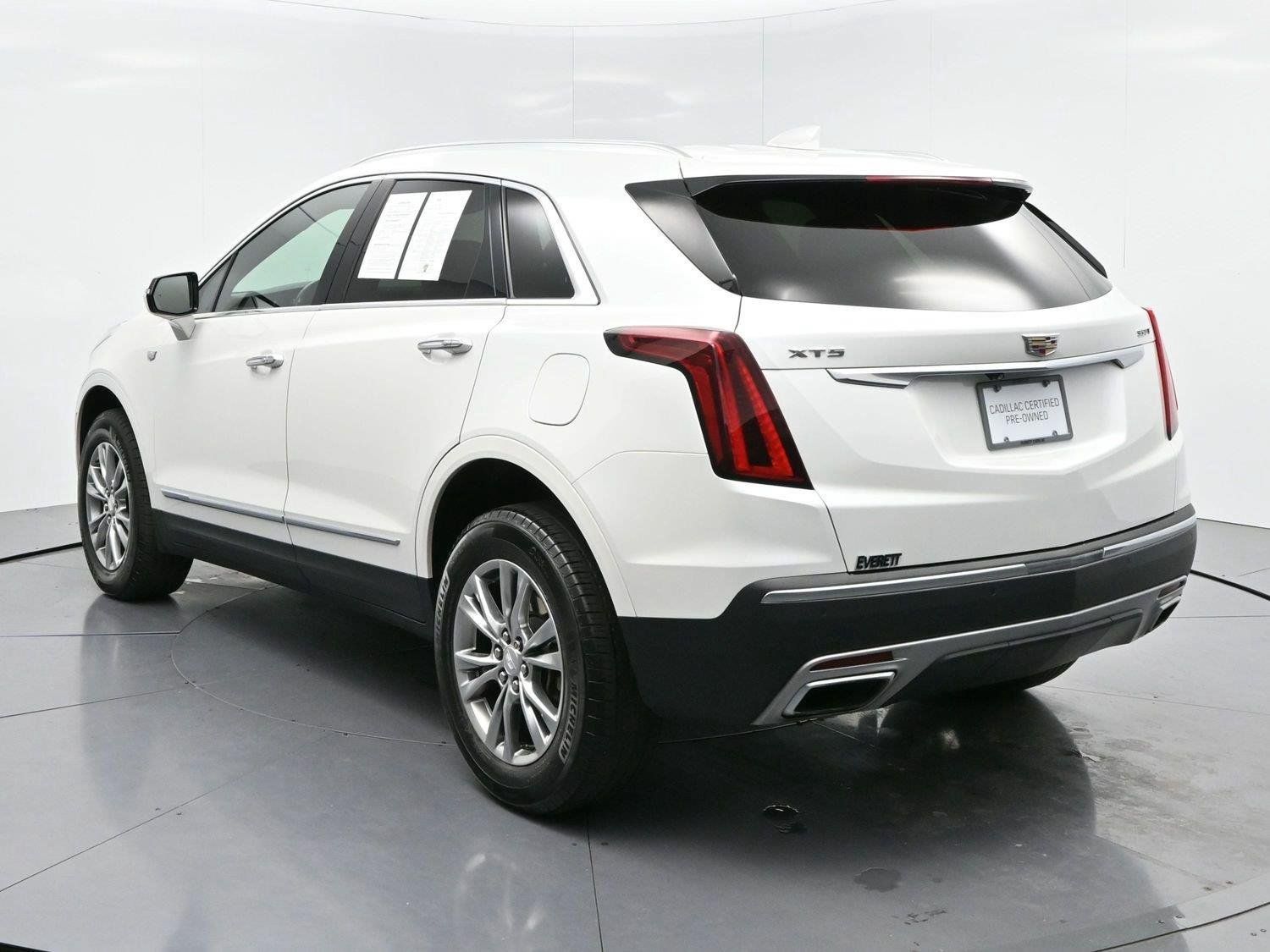 Used 2023 Cadillac XT5 Premium Luxury FWD image 4