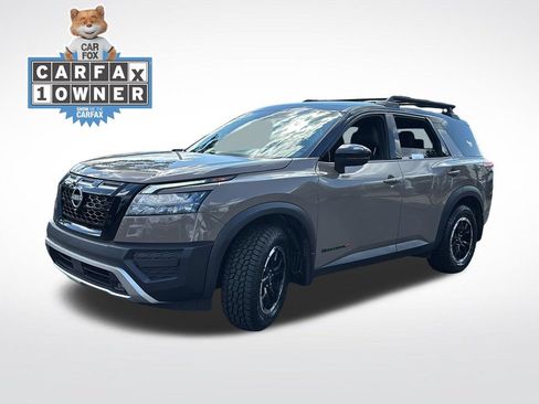 Used 2024 Nissan Pathfinder Rock Creek AWD/4WD image 3