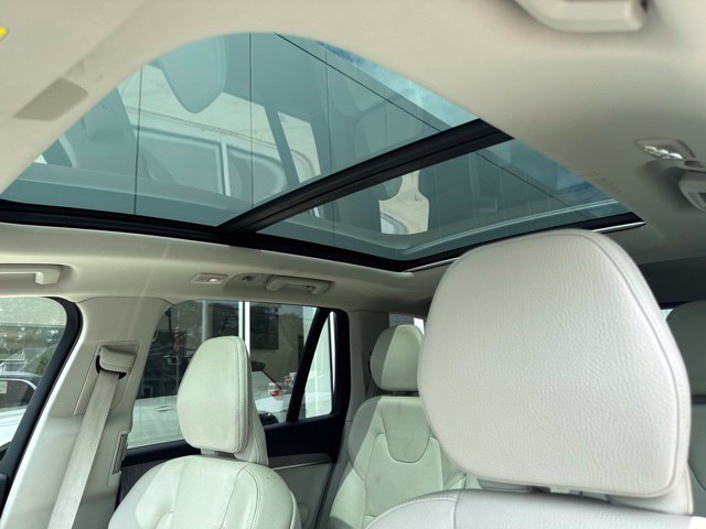 Certified 2023 Volvo XC90 B6 Plus w/ Protection Package AWD/4WD image 27
