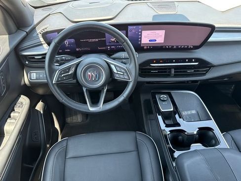 Used 2025 Buick Enclave Preferred FWD image 25