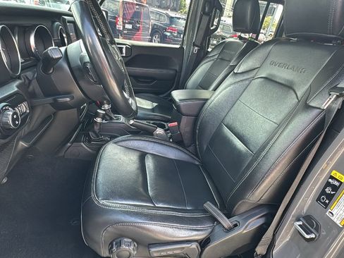 Used 2020 Jeep Gladiator Overland w/ Popular Equipment Package AWD/4WD image 10