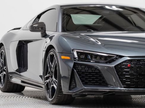 Used 2022 Audi R8 V10 performance w/ R8 Performance Design Package image 22