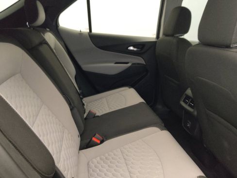 Used 2020 Chevrolet Equinox LT image 19