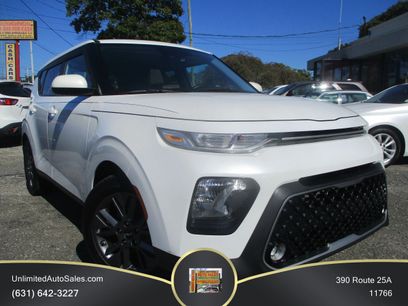 Used 2022 Kia Soul EX