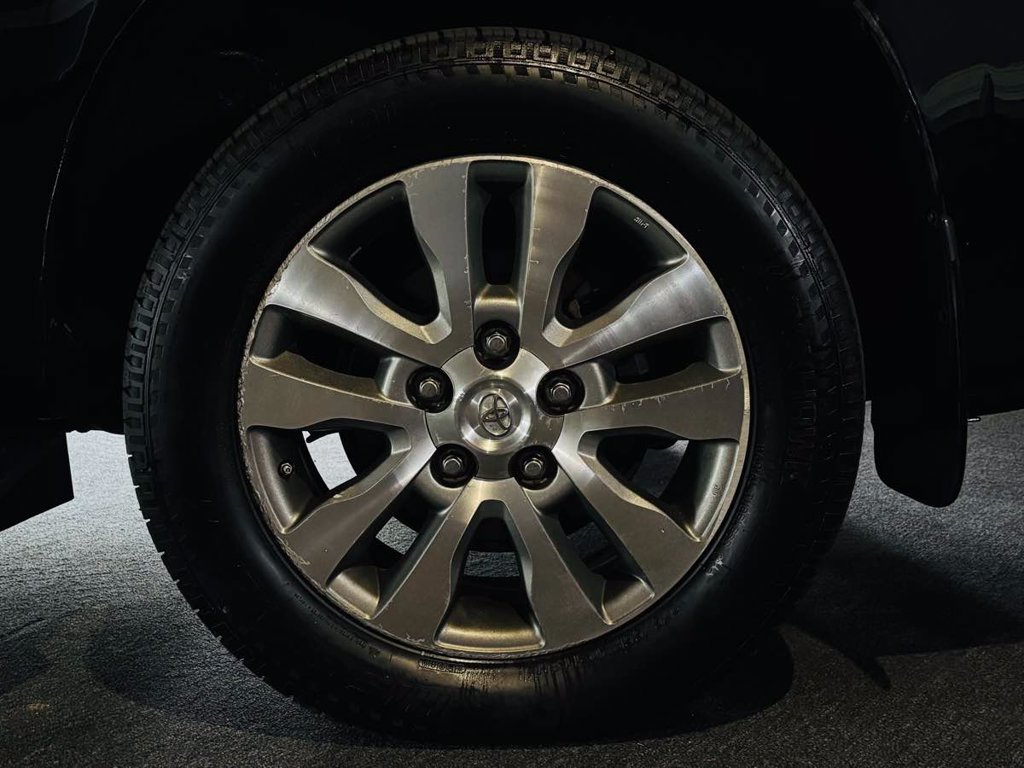 Used 2015 Toyota Sequoia Limited AWD/4WD image 26