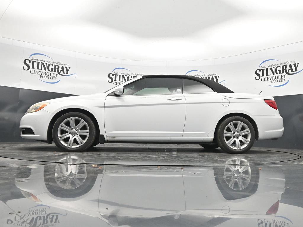 Used 2012 Chrysler 200 Touring FWD image 29