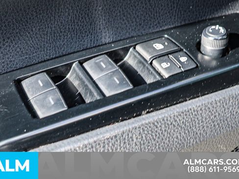 Used 2025 Toyota Camry SE image 45