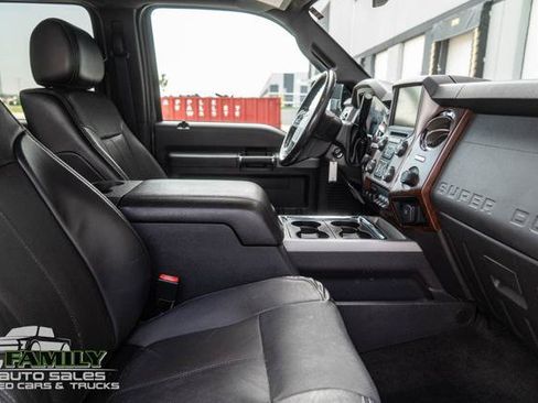 Used 2016 Ford F250 Lariat w/ Lariat Ultimate Package AWD/4WD image 23