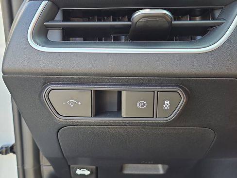 New 2026 Kia K4 FWD image 27