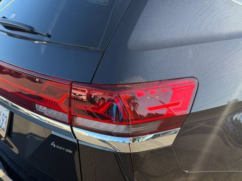 Certified 2026 Volkswagen Atlas SE w/ Panoramic Sunroof Package AWD/4WD image 6