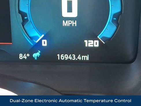 Used 2025 Ford Bronco Badlands AWD/4WD image 6