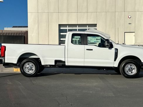 New 2026 Ford F250 XL w/ XL Chrome Package image 2