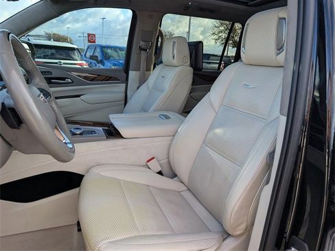 Used 2022 Cadillac Escalade ESV Premium Luxury Platinum image 23